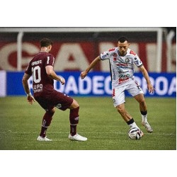 Operário vence de virada e rebaixa Ferroviária na última rodada da Série B